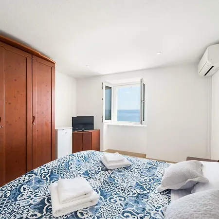 Riva בית הארחה